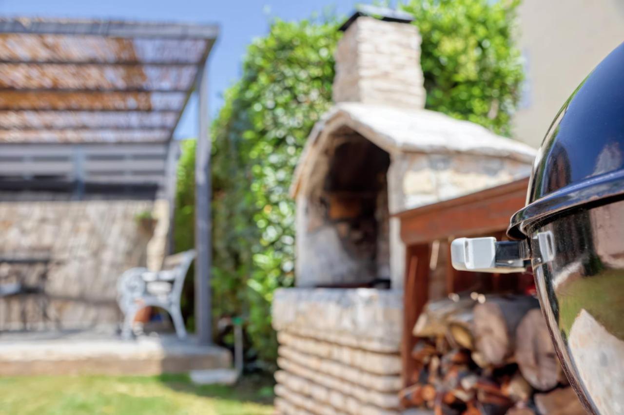 Holiday House "Laurus Garden" With Private Parking เมดูลิน ภายนอก รูปภาพ